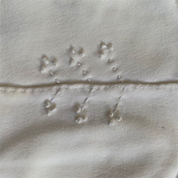 Vintage Girls Delicate Church Communion Purity Dainty Pointelle Gloves - Picture 5 of 8